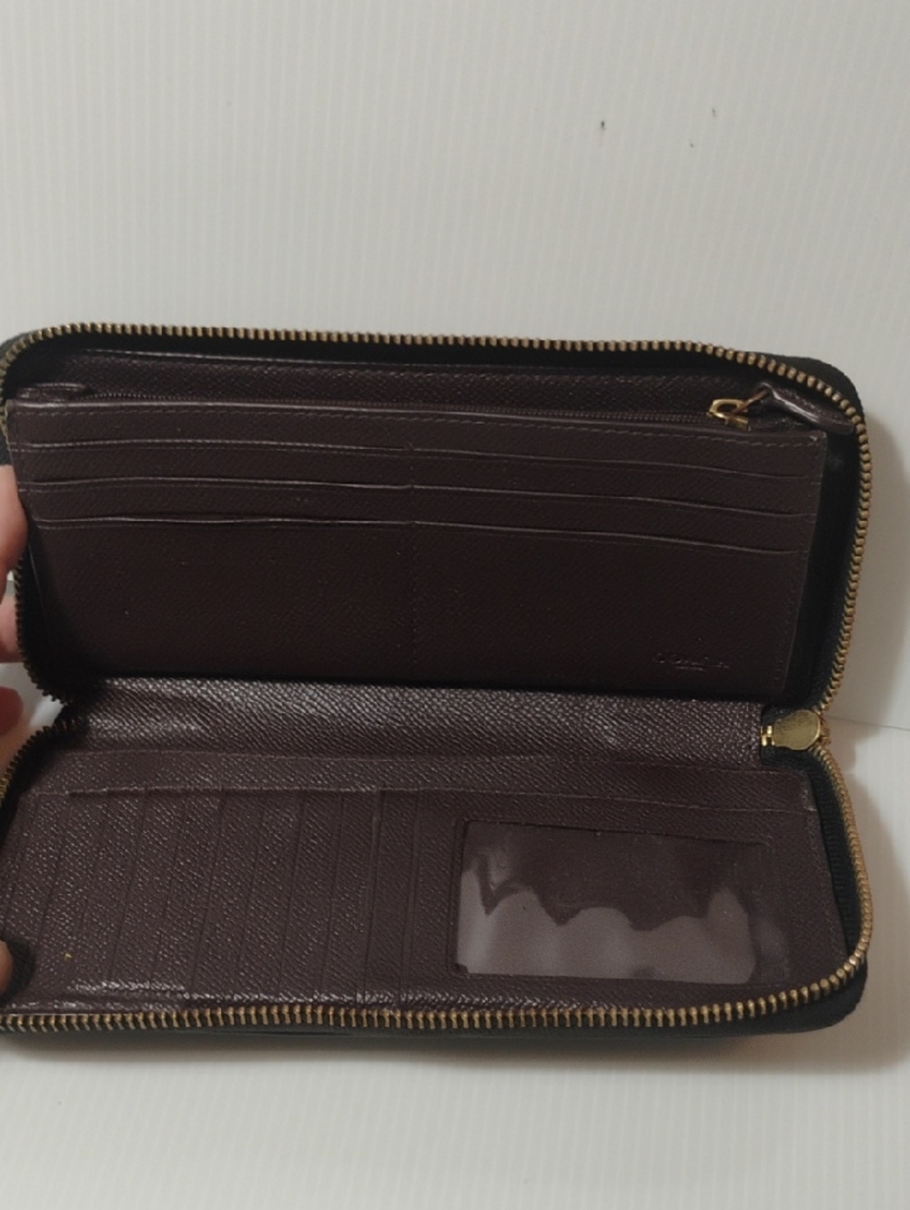 Coach Essential Continental wallet black polished leather Ret $225 - Picture 5 of 10